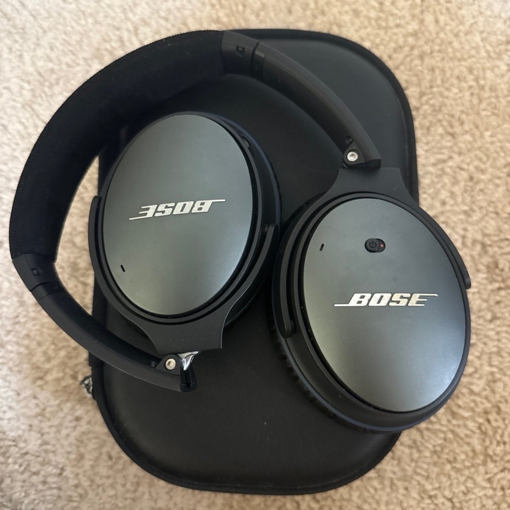 Bose QuietComfort 25 Noise Cancelling Headphones
